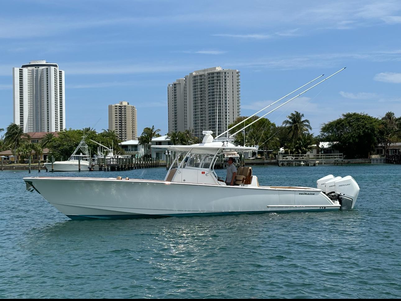 2022 Valhalla Boatworks V-37