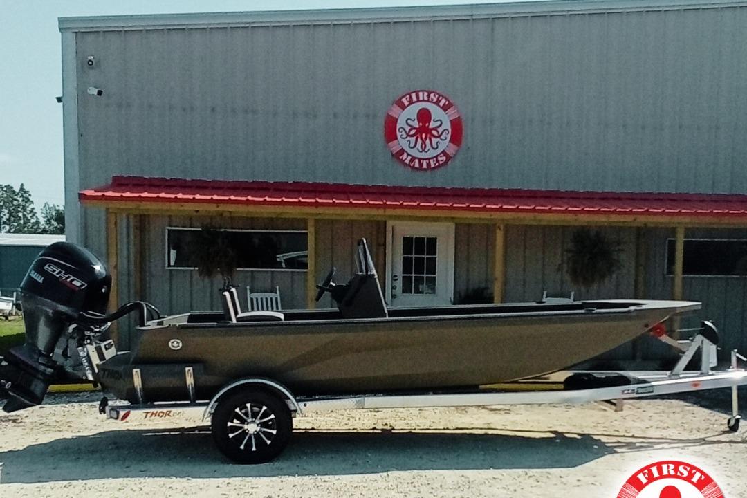 2025 Thor 1900 Lake Hammer