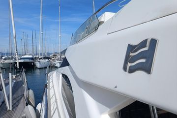 2000 Ferretti Yachts 53