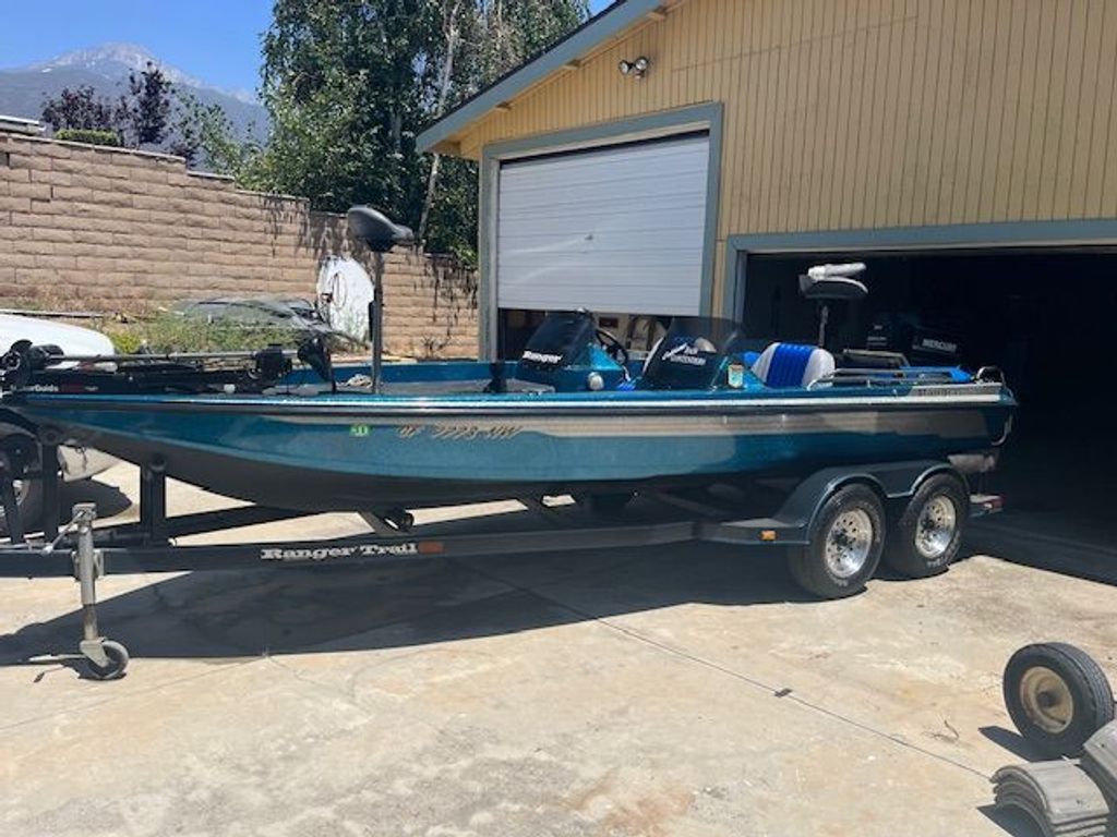 1996 Ranger 392 XT