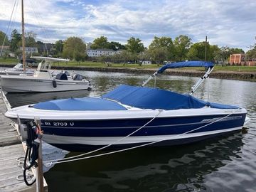 2006 Bayliner 215 Classic