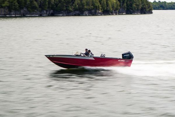 2026 Alumacraft Competitor 185X Sport