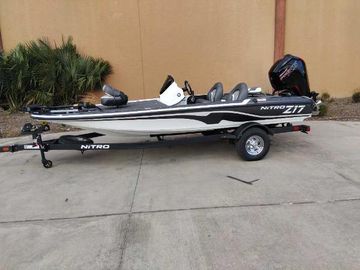 2025 Nitro Z17