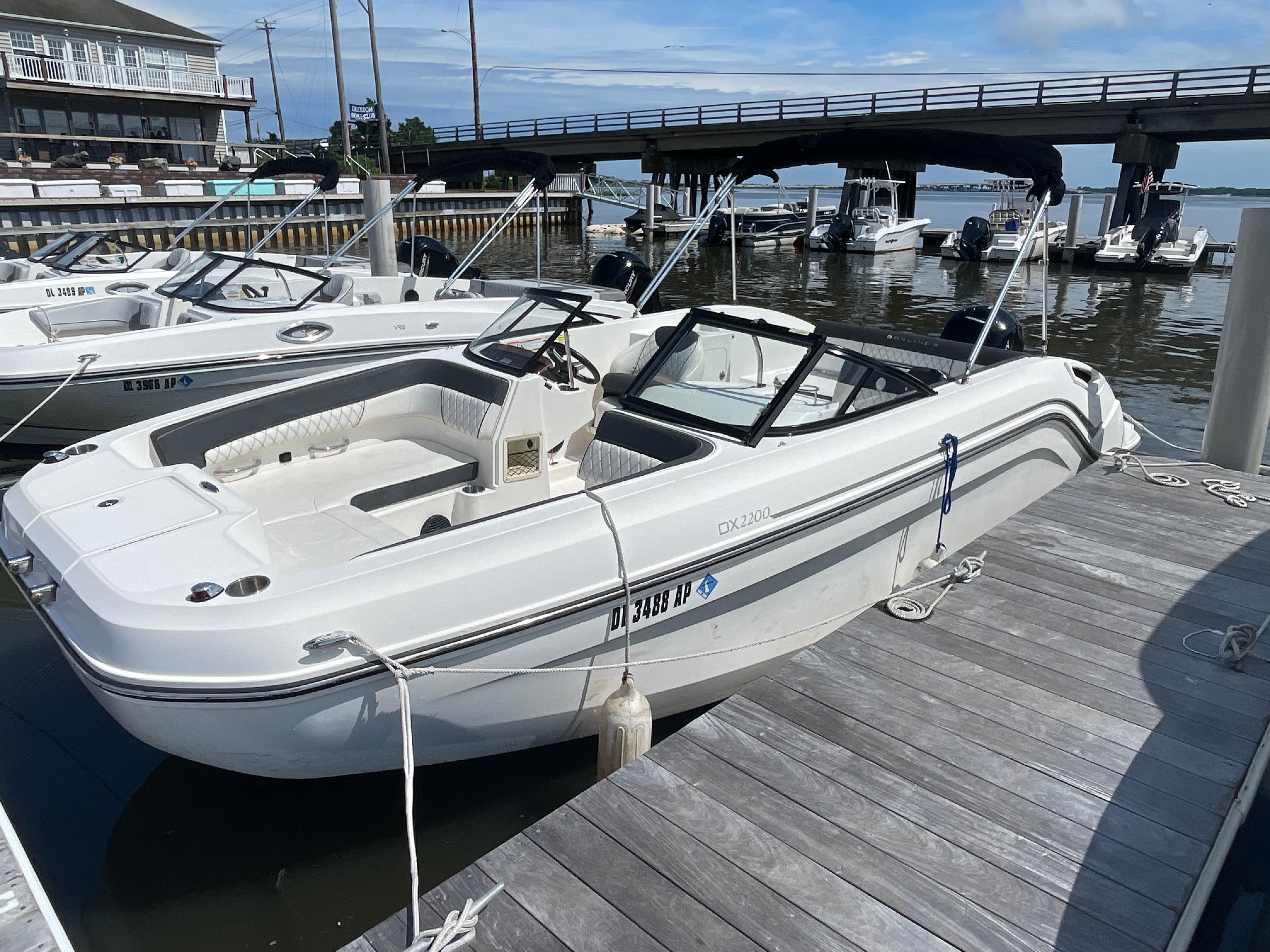 2023 Bayliner DX 2200