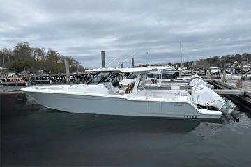 2025 Bertram 39CC