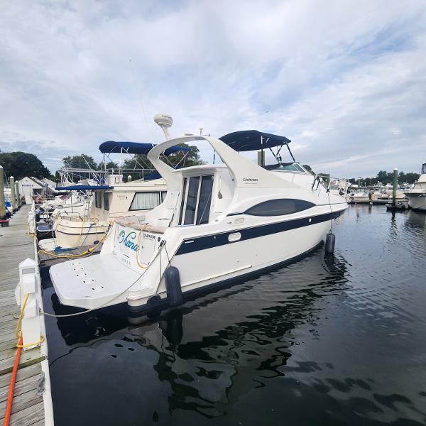2003 Carver 350 Mariner