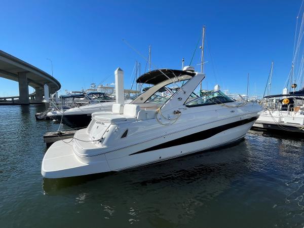 2015 Sea Ray 370 Venture