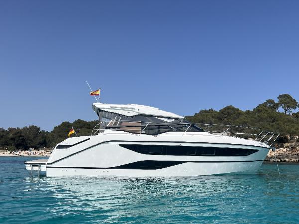 2023 Bavaria SR36 OPEN