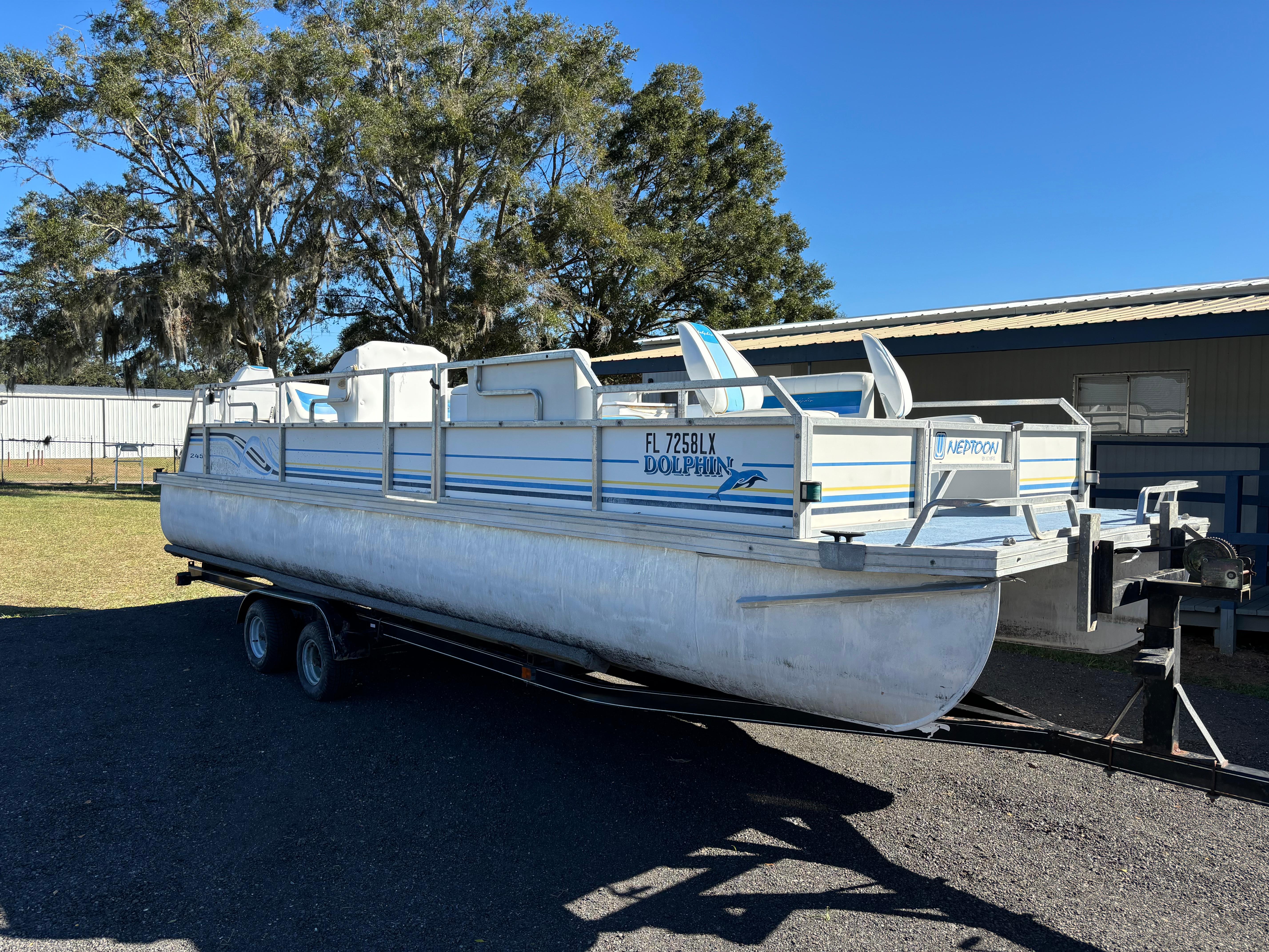 1997 Dolphin Dolphin 245 Pontoon, Trenton Florida - Boats.com