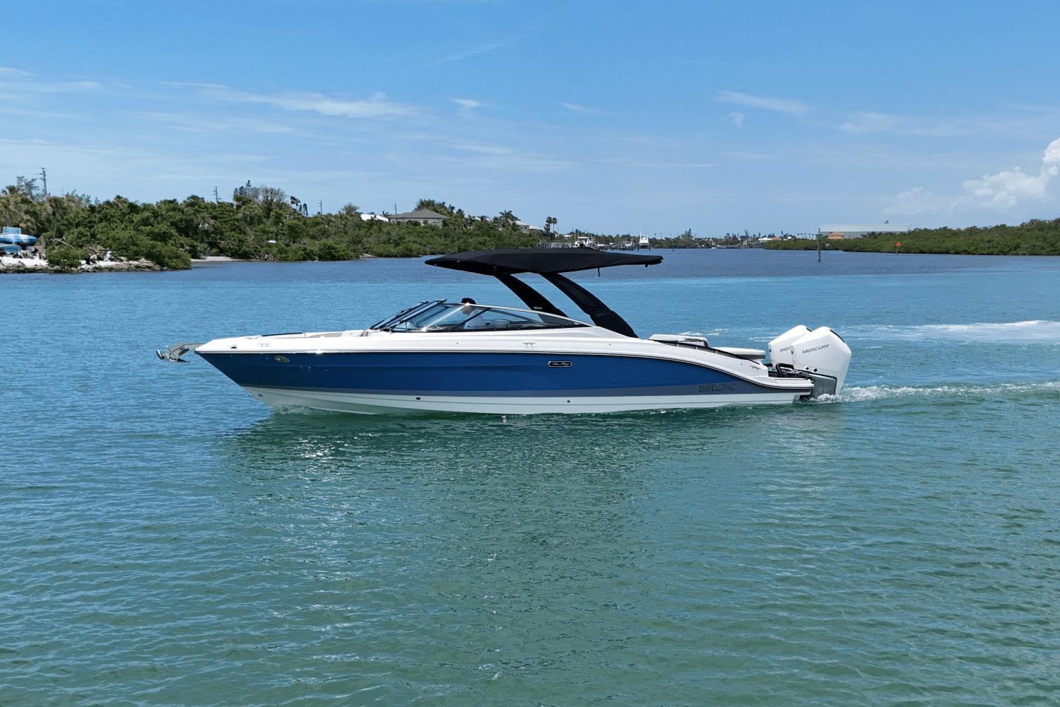 Sea Ray SLX 280 Outboard