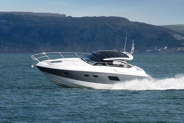 2015 Princess V39