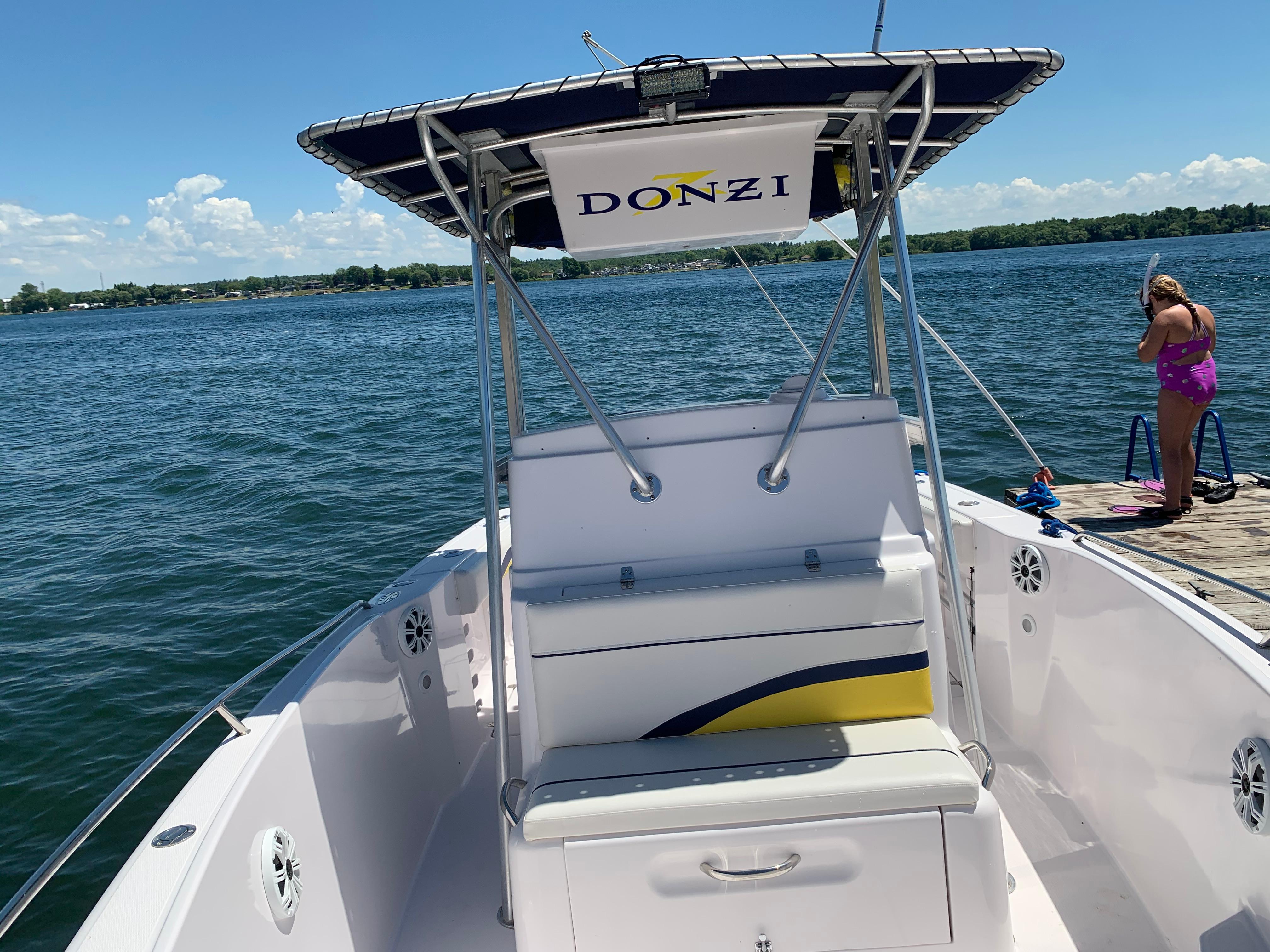 2001 Donzi ZF23