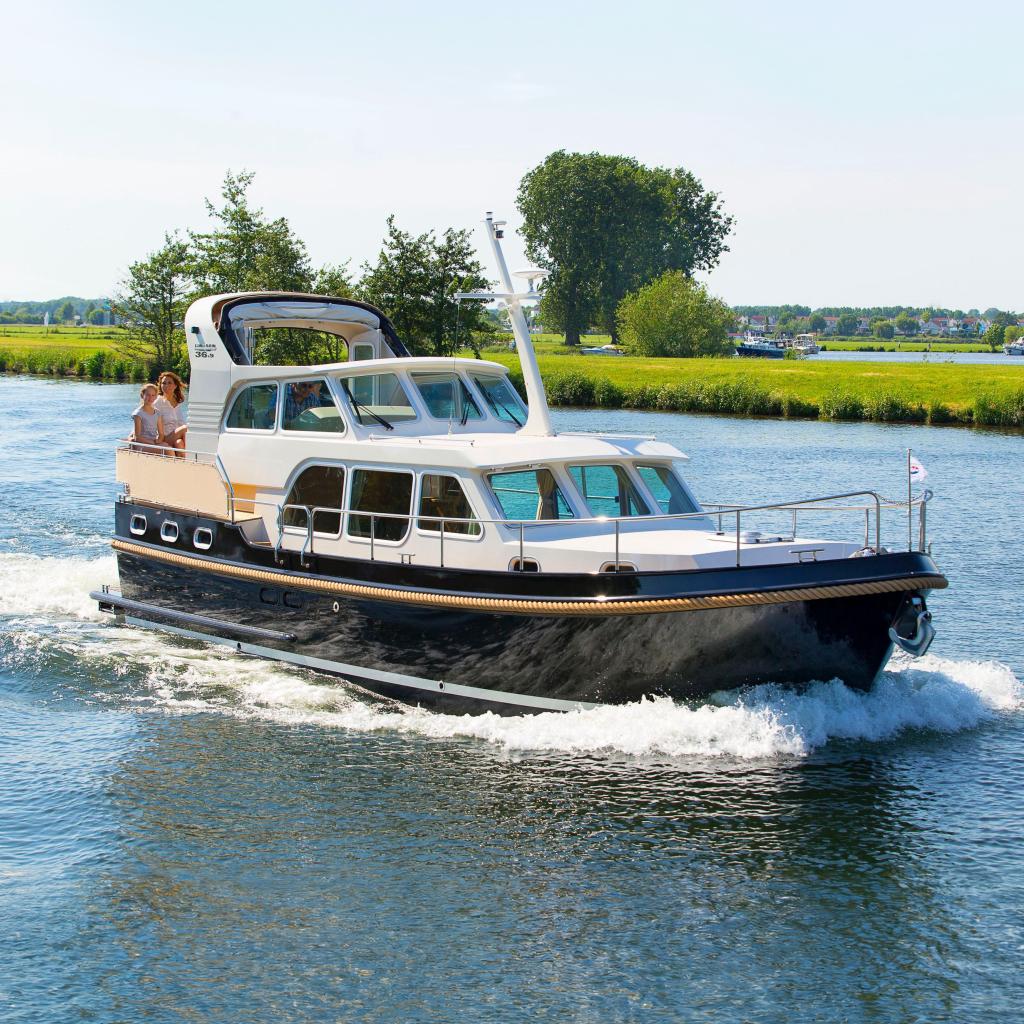 2016 Linssen Grand Sturdy 36.9 AC Variotop