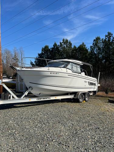 2022 Jeanneau NC Weekender 795 Series 2