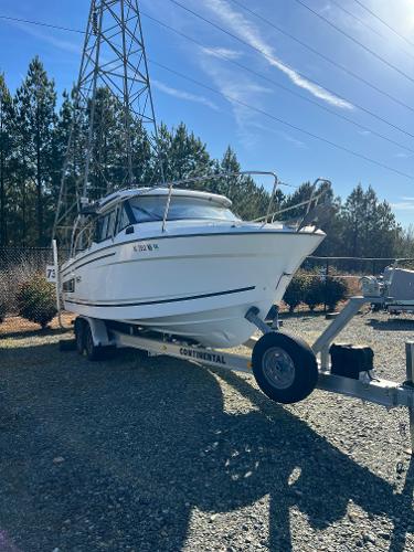 2022 Jeanneau NC Weekender 795 Series 2
