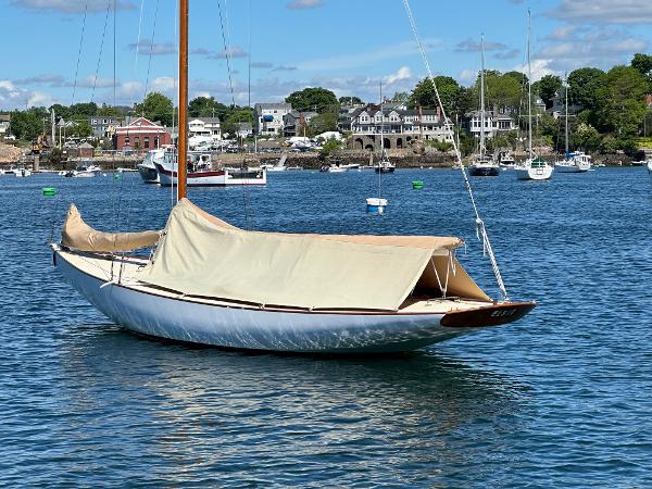 1995 Herreshoff Watch Hill 15