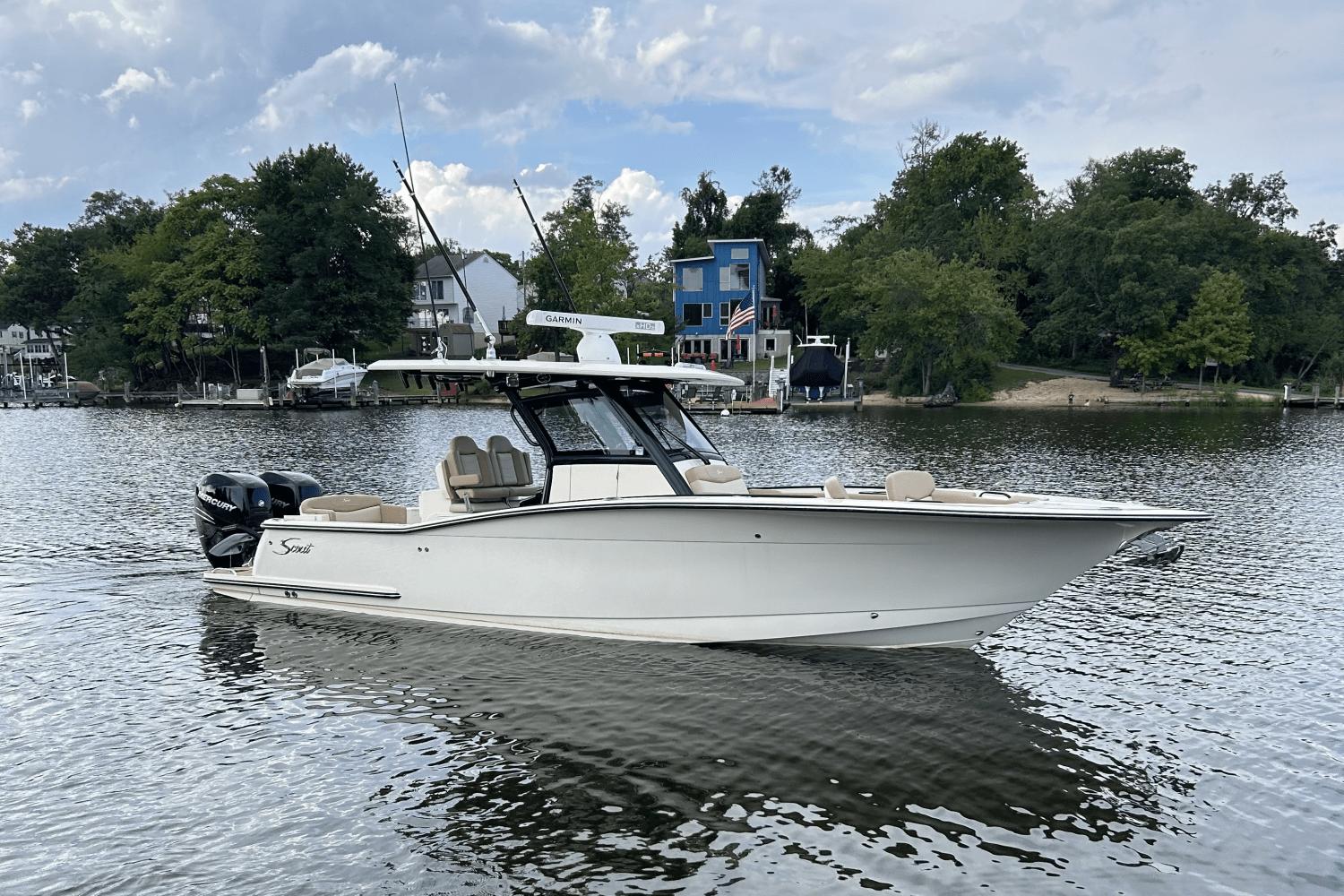 2023 Scout 305 LXF