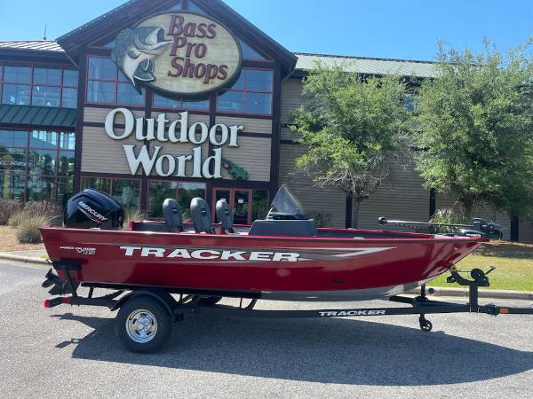 2025 Tracker Pro Guide V-16 SC