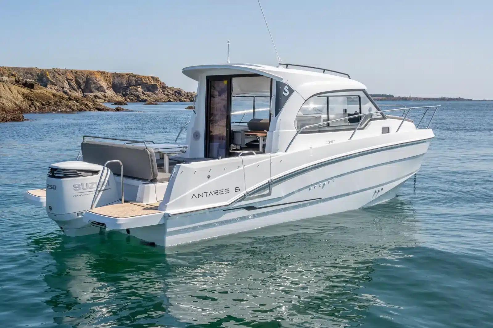 2026 Beneteau Antares 8 OB V2