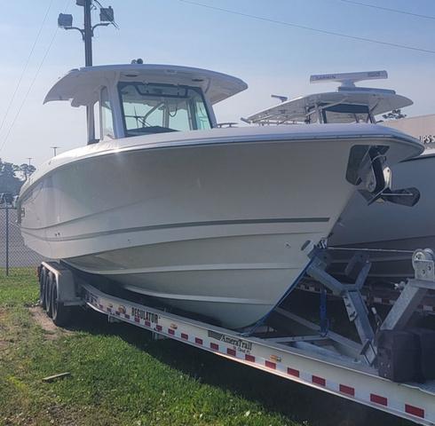 Boston Whaler 360 Outrage