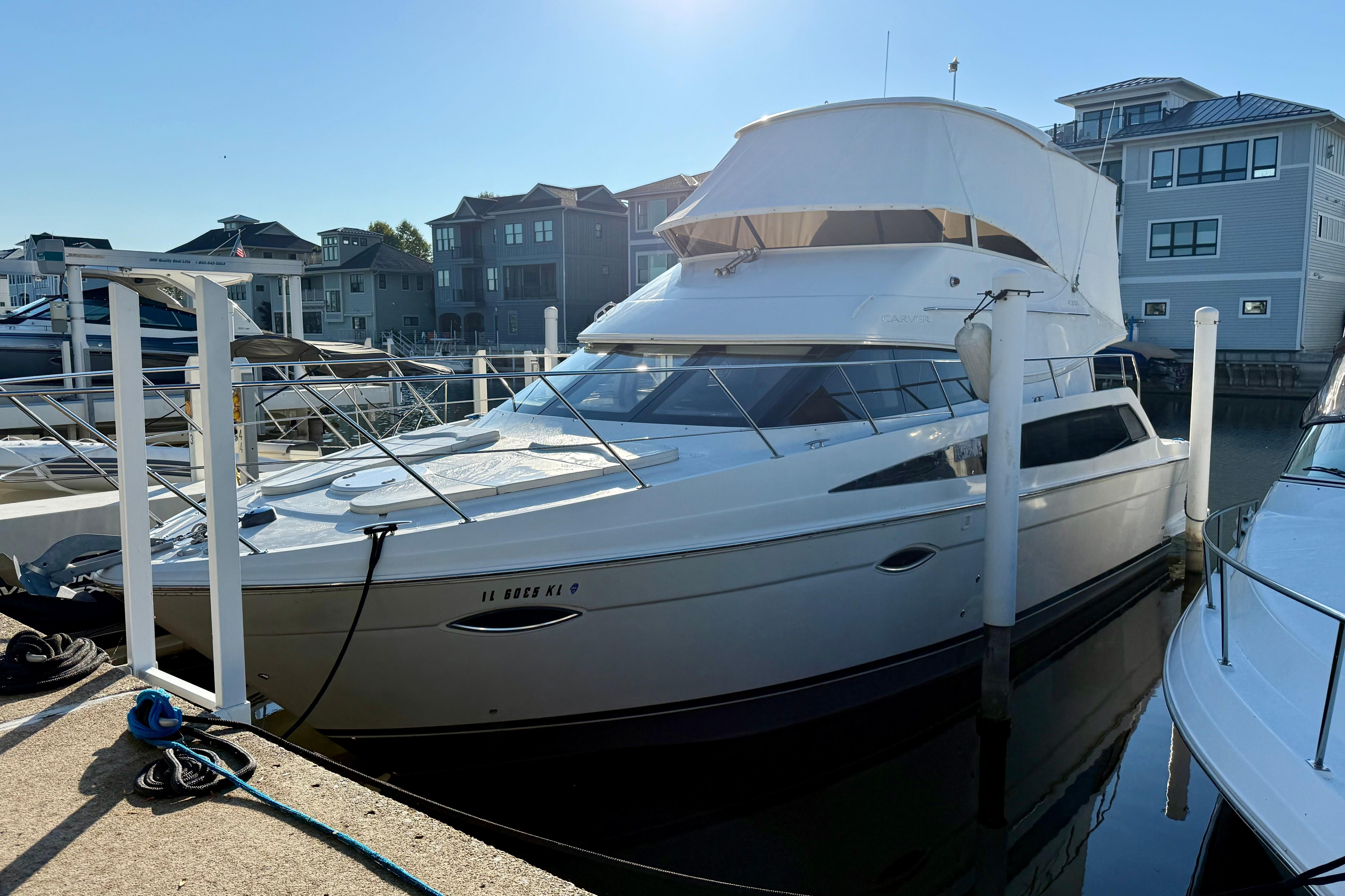 2009 Carver 43 Super Sport