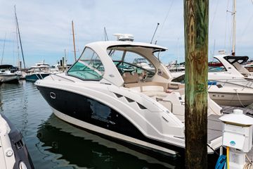 2011 Chaparral 330 Signature