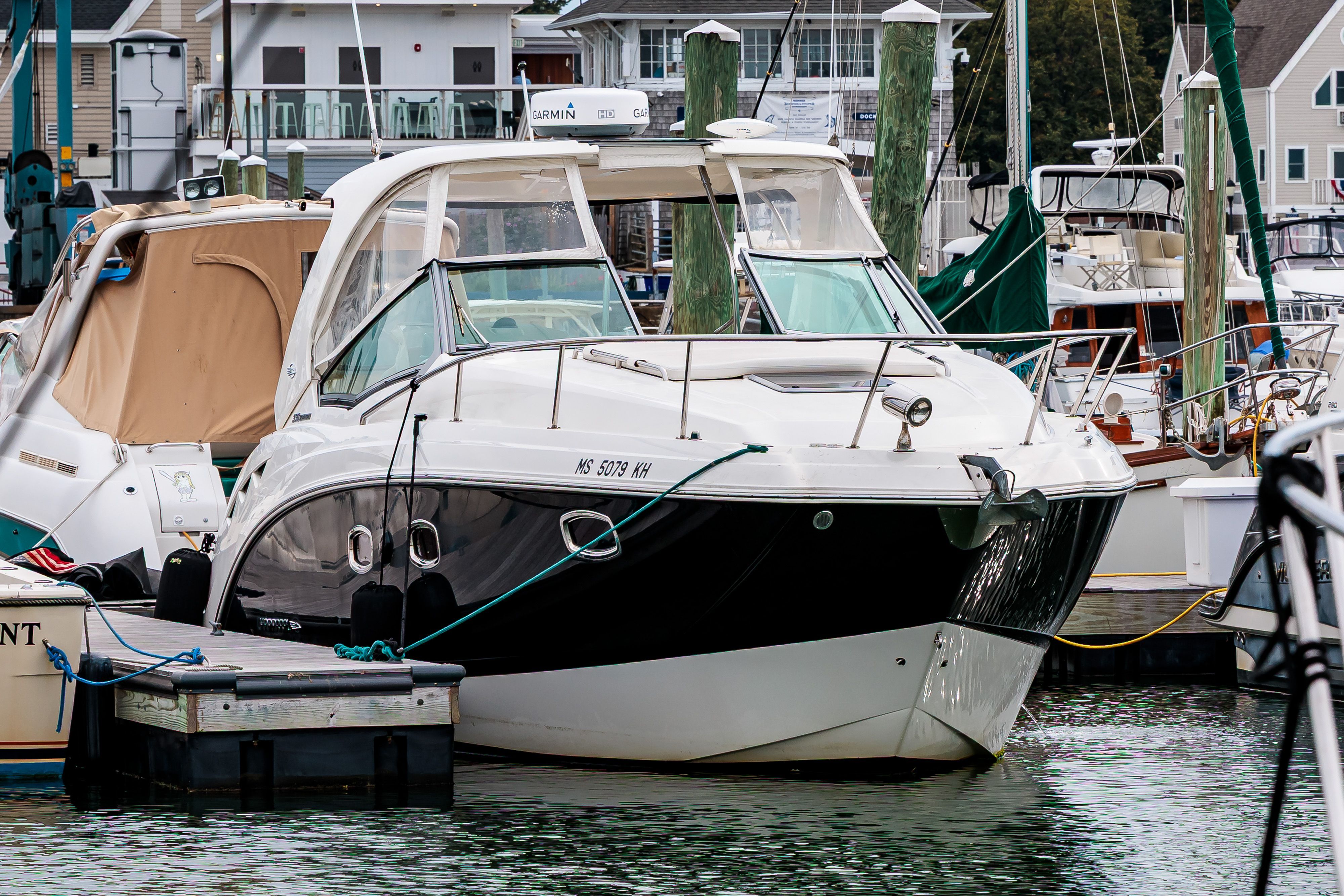 2011 Chaparral 330 Signature