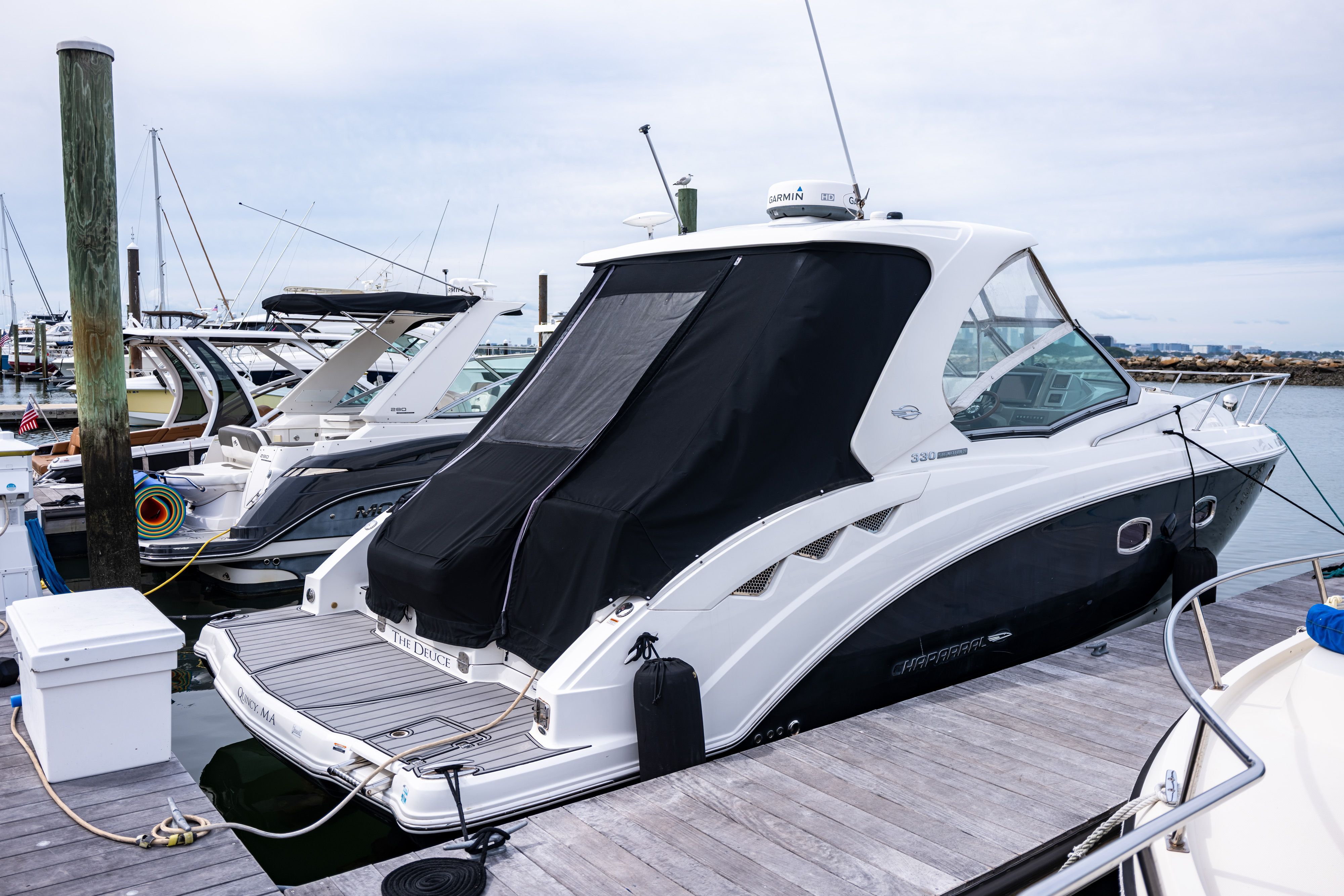 2011 Chaparral 330 Signature