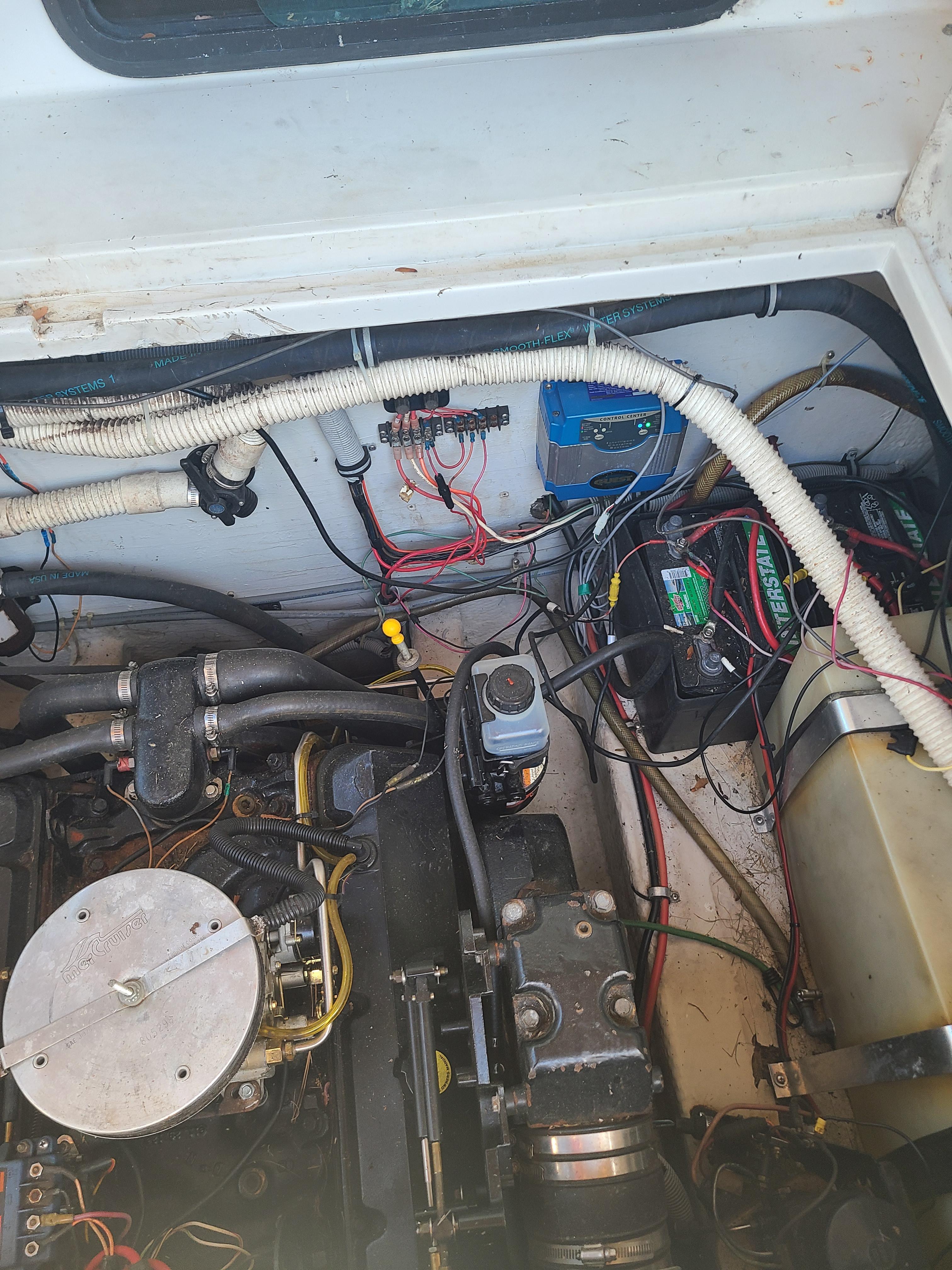 1989 Wellcraft 26' daycruiser