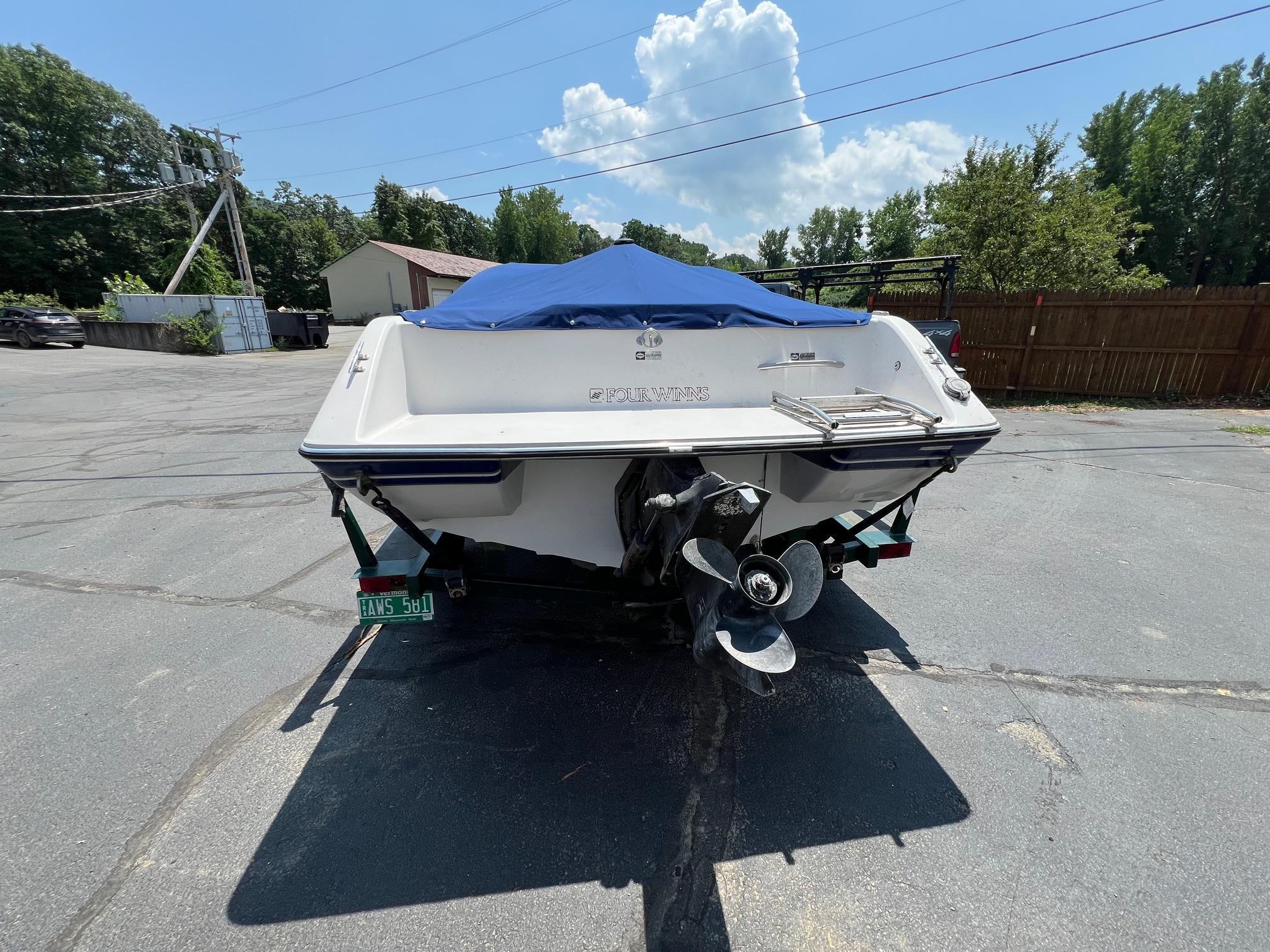 1992 Four Winns Horizon 190