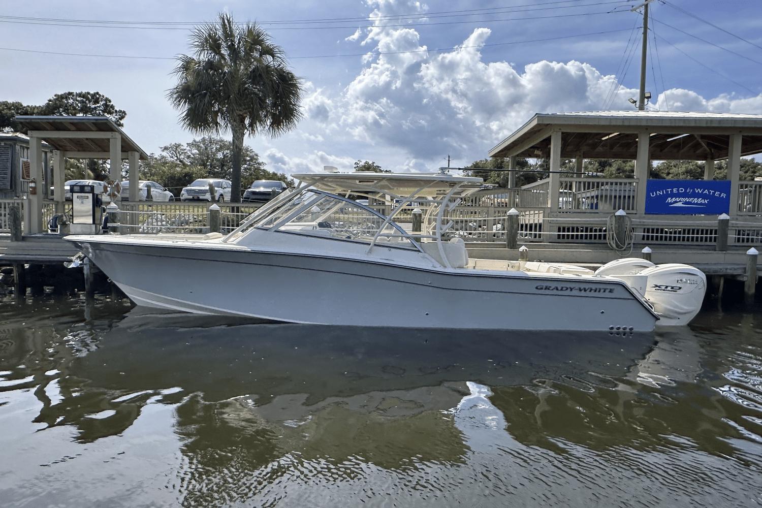 Grady-White Freedom 335