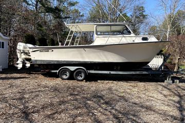 2005 May-Craft 2700 Pilothouse
