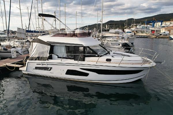 Jeanneau Merry Fisher 1095 FLY Merry Fisher 1095 Fly