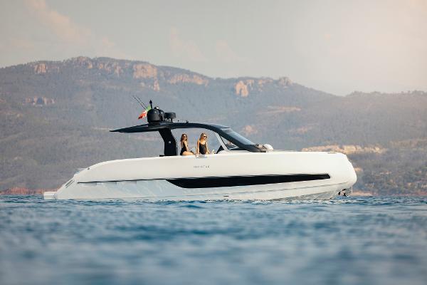 2025 Invictus TT420