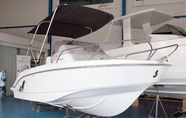 2023 Beneteau Flyer 6 SUNdeck
