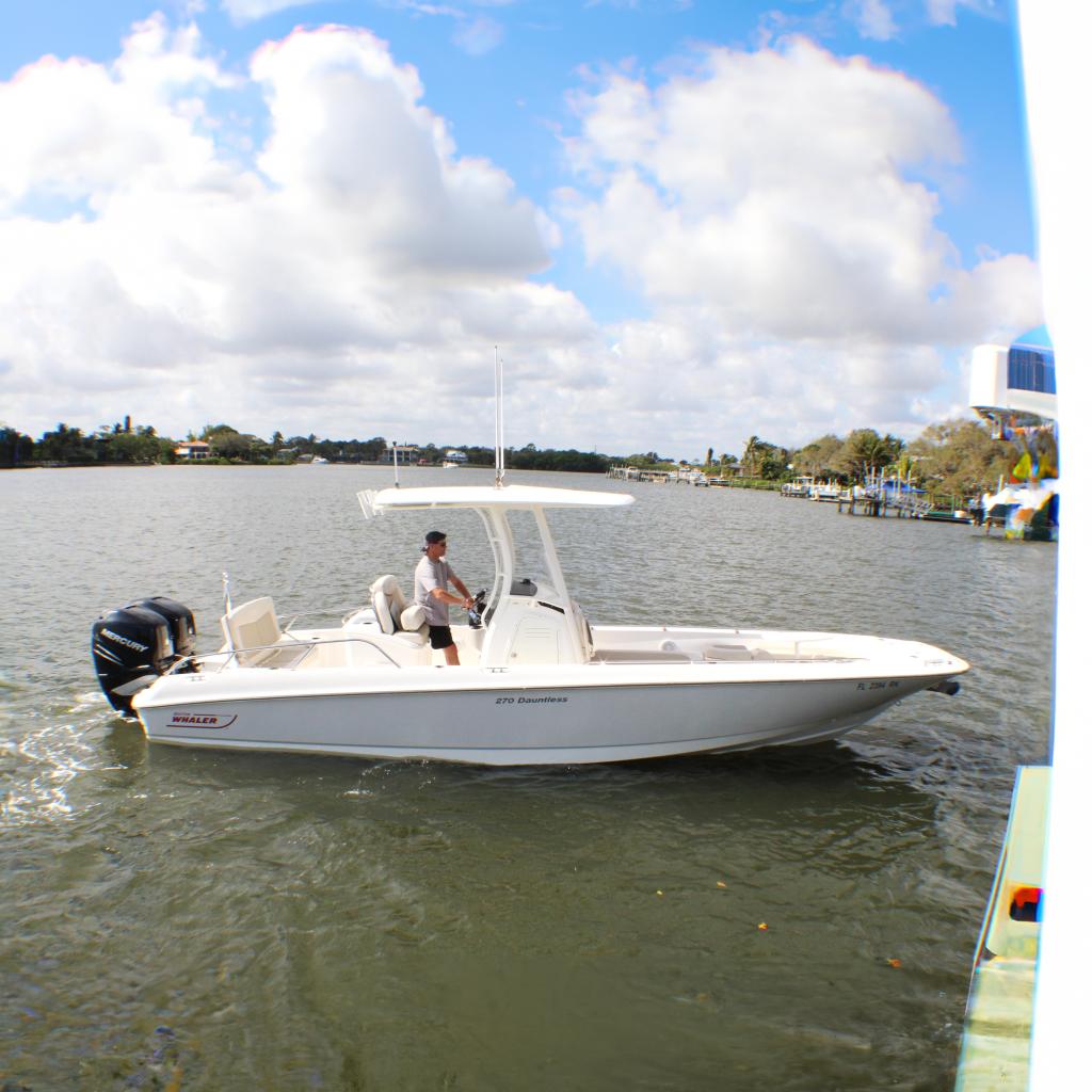Boston Whaler 270 Dauntless 2017 Boston Whaler 270 Dauntless boat cruising on the Loxahatchee river.