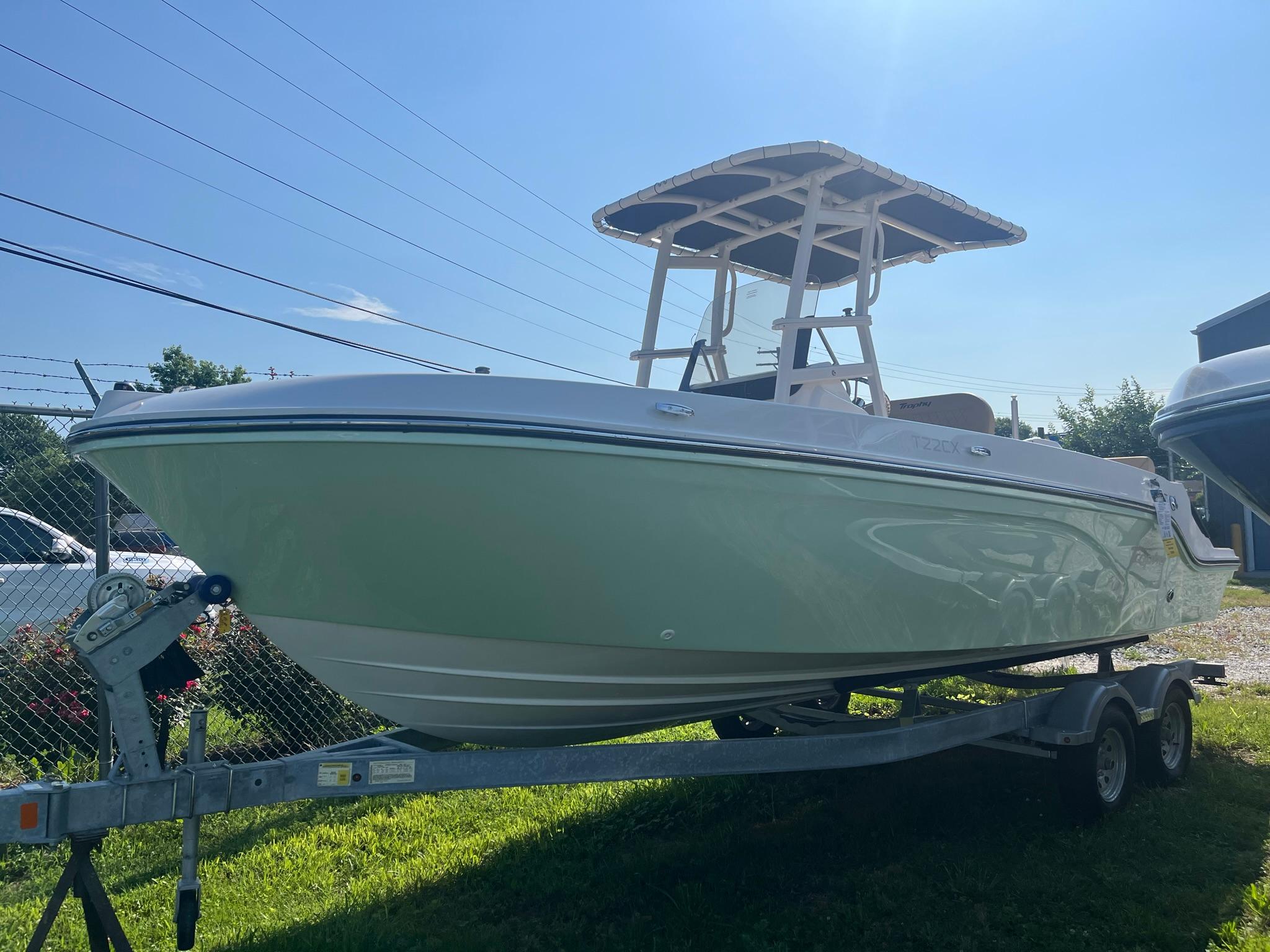 2025 Bayliner Trophy T22CC