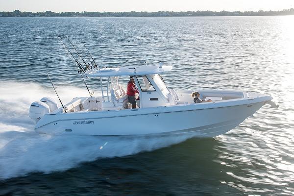 Everglades 335 Center Console Manufacturer Provided Image