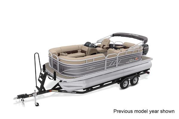 Sun Tracker Party Barge 20 DLX