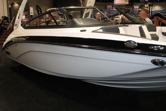 2025 Yamaha Boats 195S