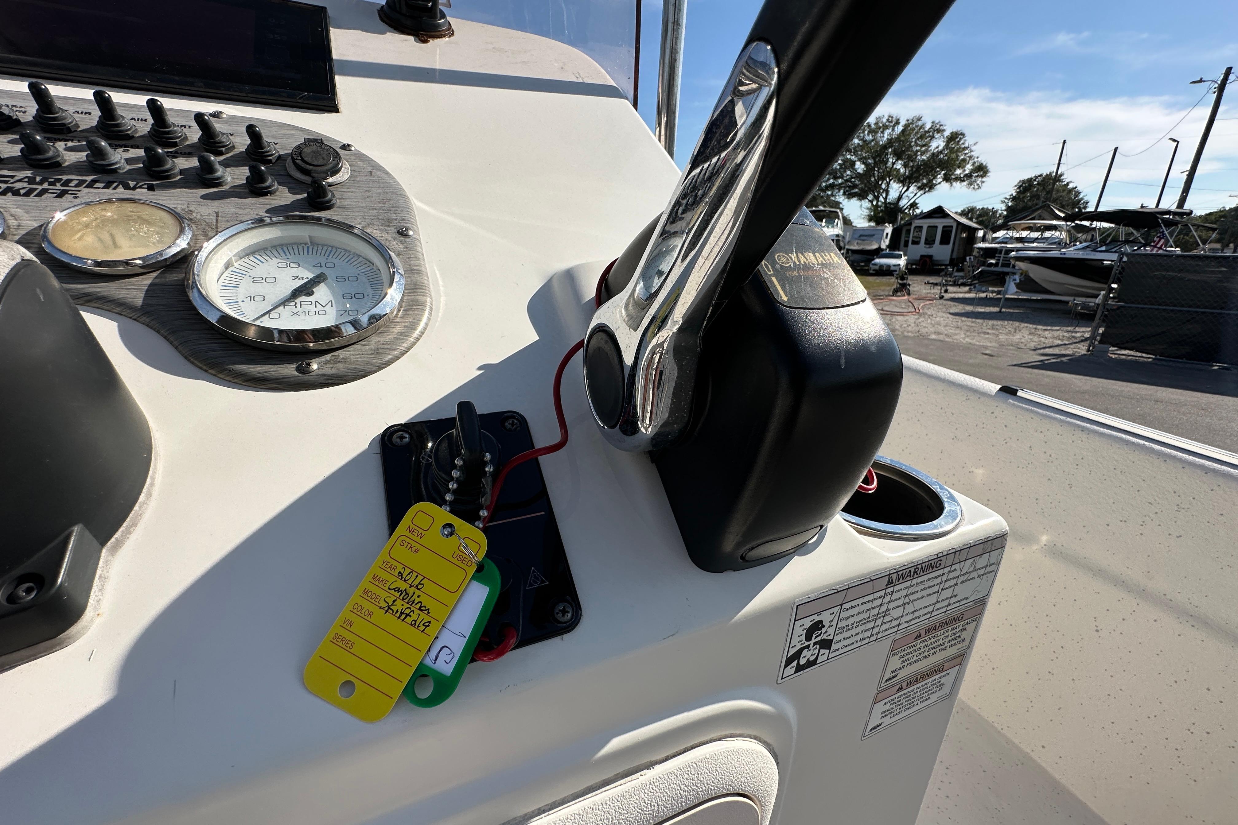 2016 Carolina Skiff 219 DLV