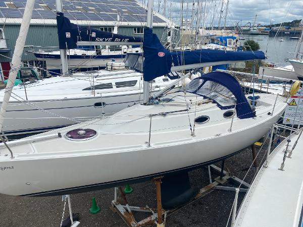 2010 Mystery 30