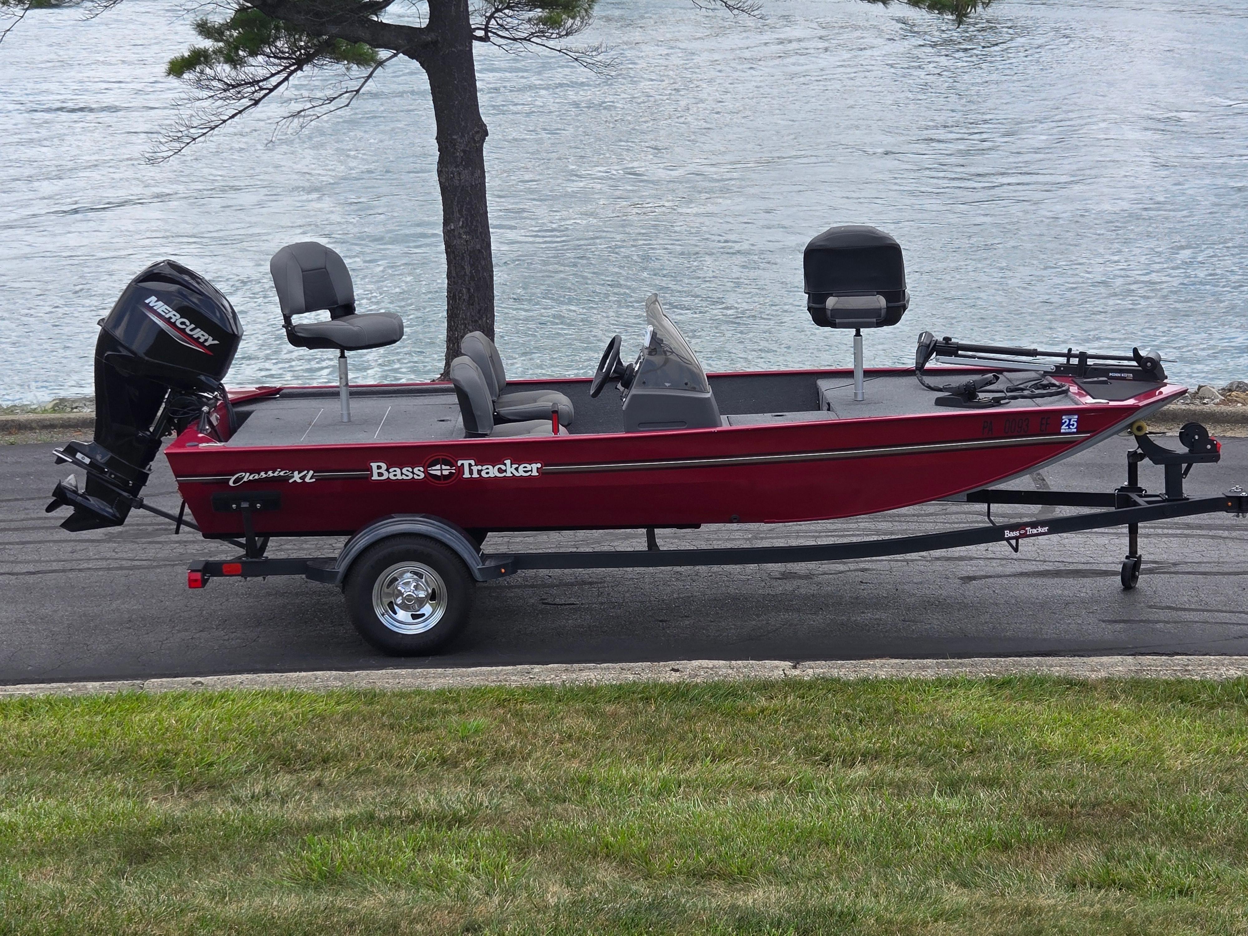 2024 Tracker Bass Tracker Classic XL