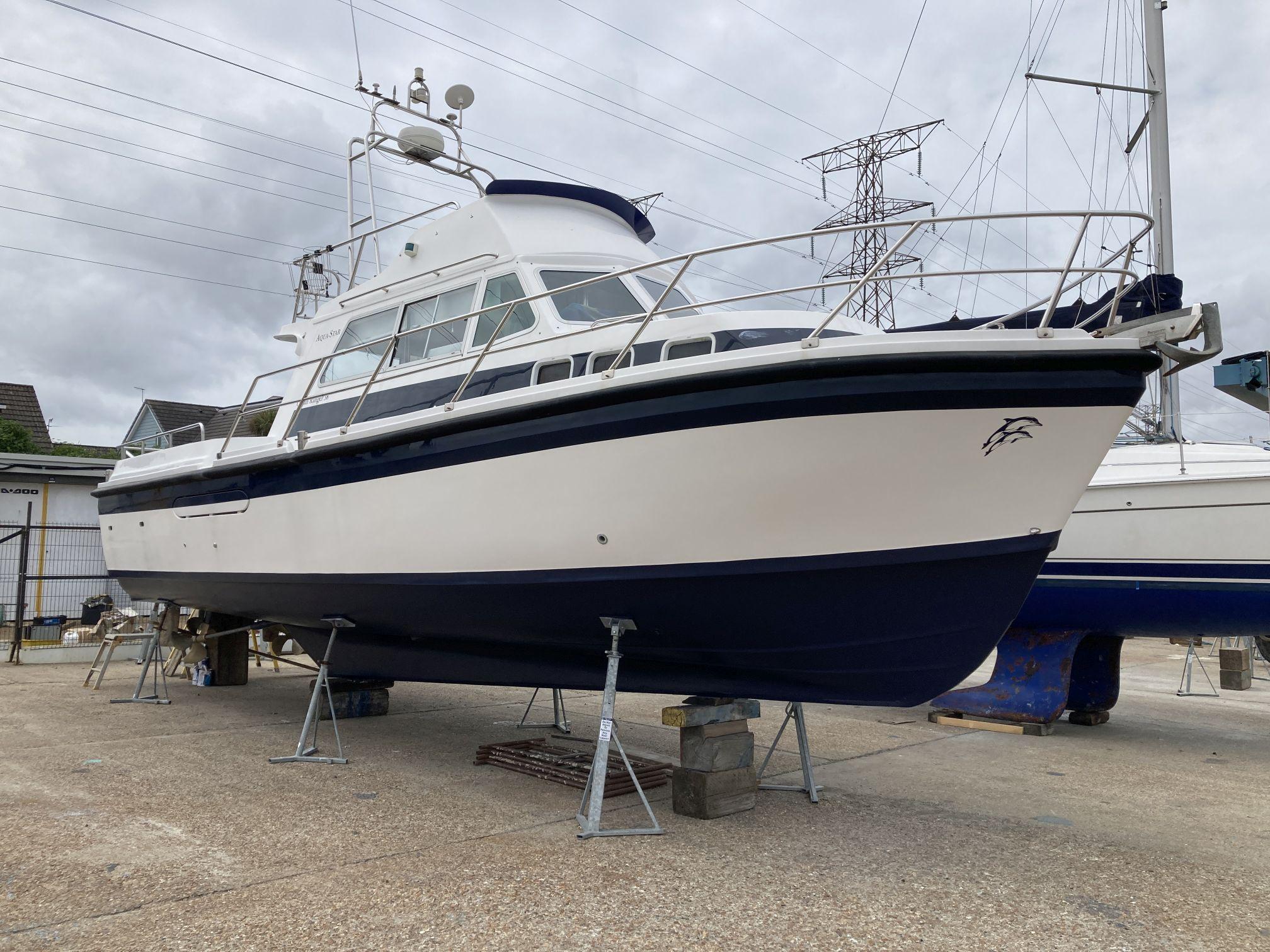 2001 Aquastar Ocean Ranger 38 Flybridge