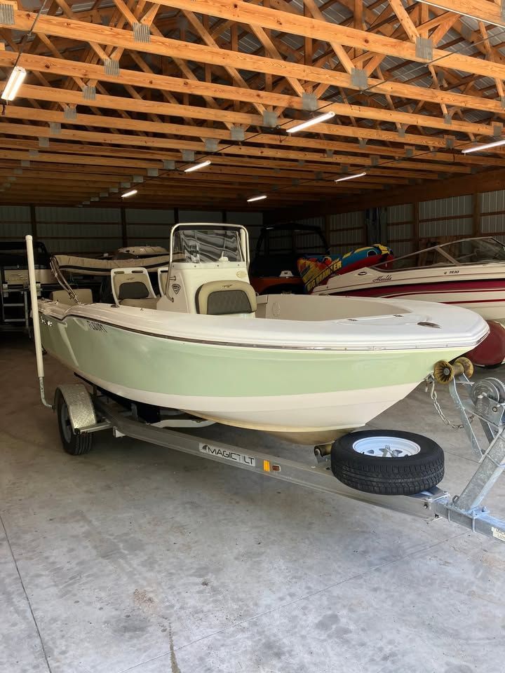 2019 Tidewater 180 CC Adventure