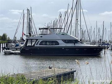 2004 Carver 560 Voyager
