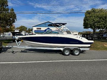 2026 Chaparral 23 SSi