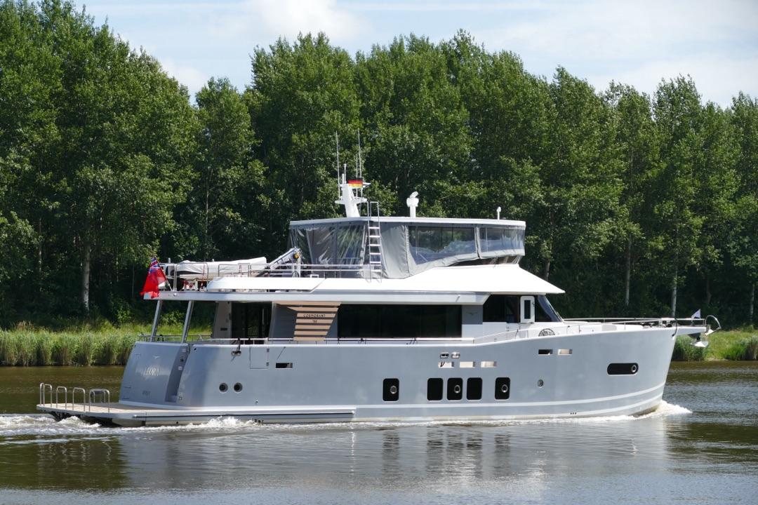 2026 Cormorant Yachts COR780