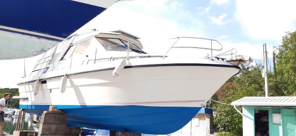1989 Fjord 880