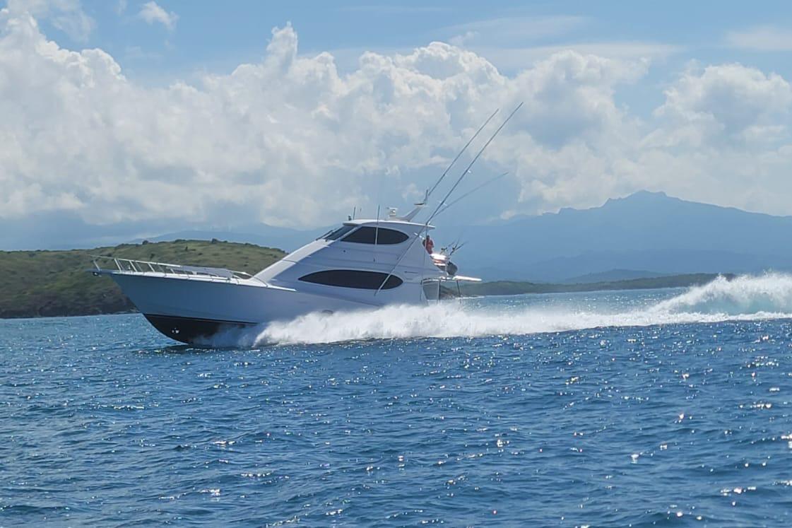 2008 Hatteras 64 Convertible
